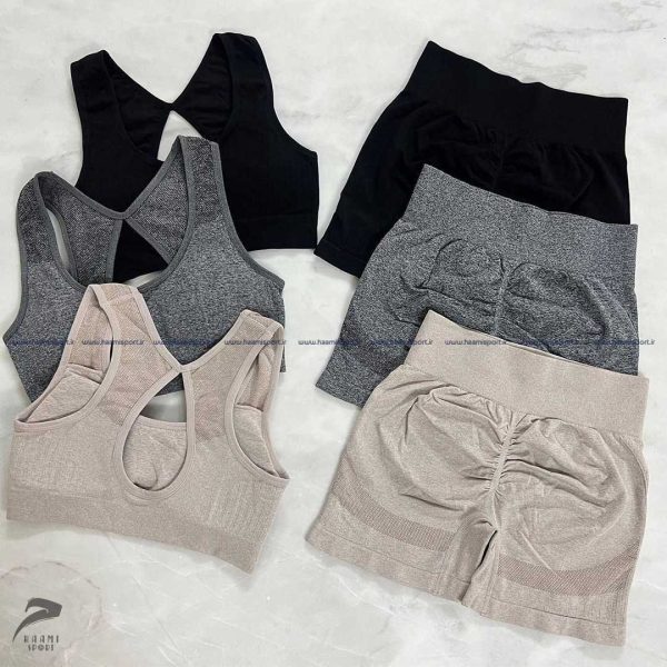 ست نیم تنه هلالی و شورتک پشت چین دار ست نیم تنه هلالی و شورتک پشت چین دار