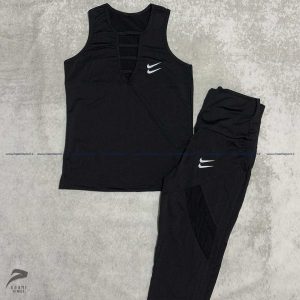 ست کاور زنانه و برمودا مشکی با بهترین کیفیت و مناسب ترین قیمت در فروشگاه حامی اسپرت موجود می باشد. ست کاور زنانه و برمودا مشکی کیفیت دوخت بسیار بالایی دارد.ست کاور زنانه و برمودا مشکی بسیار لطیف می باشد و دوخت خوب این کار باعث دوام زیادش شده.