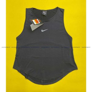 تاپ پشت چاکدار تیکه خور نایکی